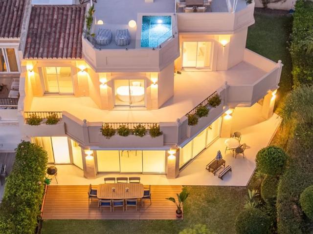 Villa en venta en Benahavís Málaga