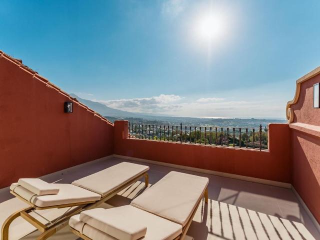 Apartamento en venta en Benahavís Málaga