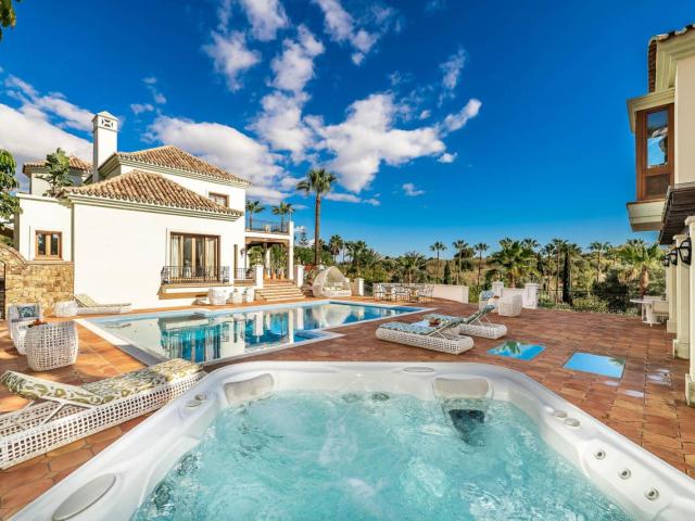 Villa en venta en Benahavís Málaga