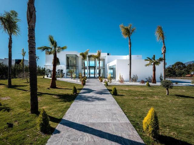 Villa en venta en Benahavís Málaga