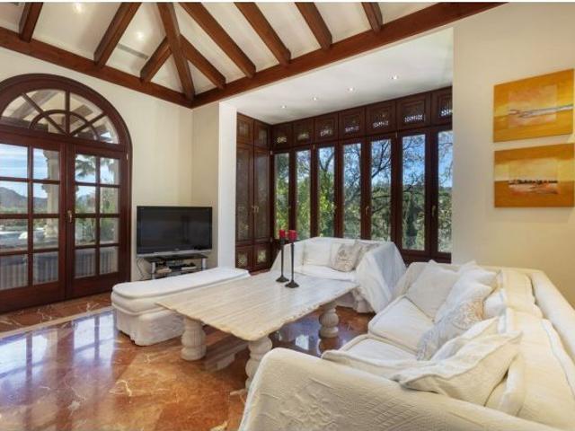 Villa en Venta en Benahavís, Málaga