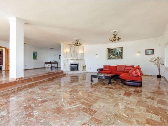 Villa en Venta en Benalmádena Costa, Málaga