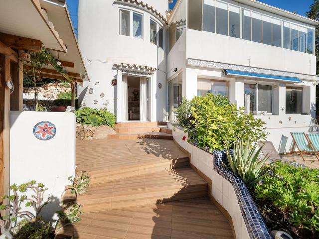 Villa en venta en Benalmádena Málaga