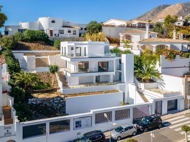 Villa en venta en Benalmádena Málaga