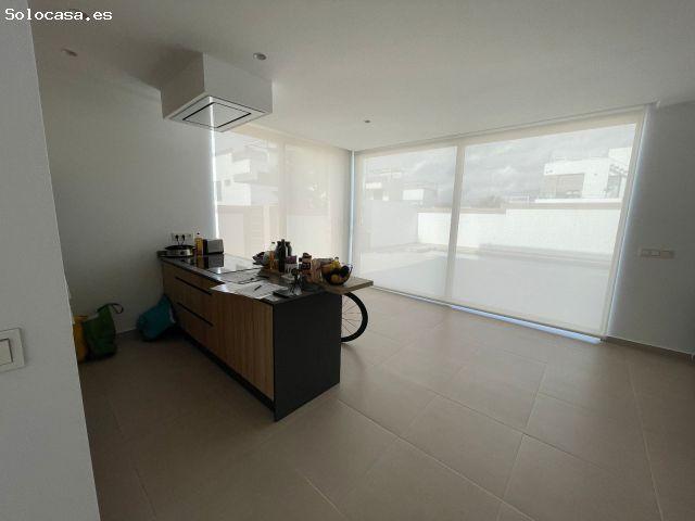 Villa en Venta en Benijófar, Alicante