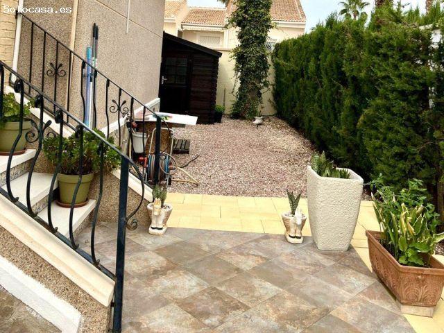 Villa en Venta en Benijófar, Alicante