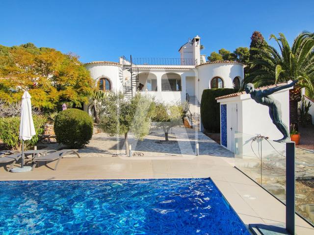 Villa en venta en Benissa, en San Jaime junto a Moraira, s. 270m² Benissa