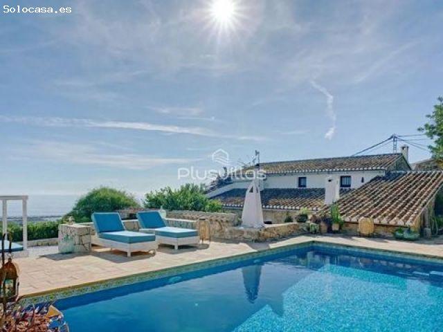 villa en Venta en Benissa. FTBS T4508