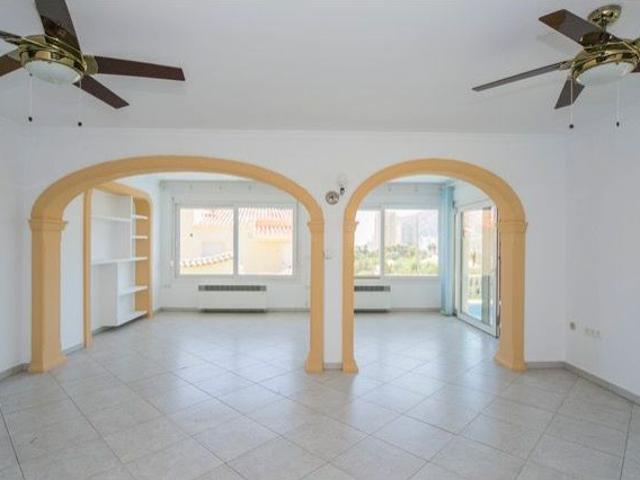 Villa en Venta en Calpe, Alicante