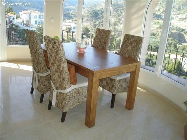 Villa en Venta en Calpe, Alicante