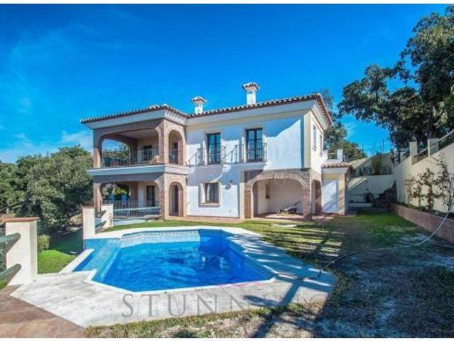 Villa en Venta en Casares, Málaga