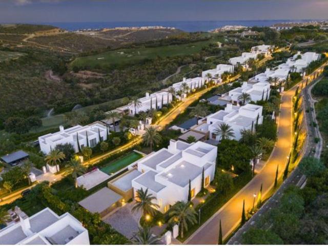 Villa en Venta en Casares, Málaga