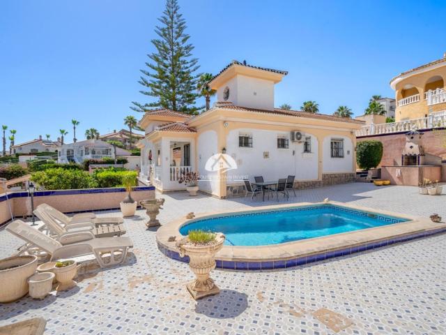 Villa en venta en Ciudad Quesada Alicante
