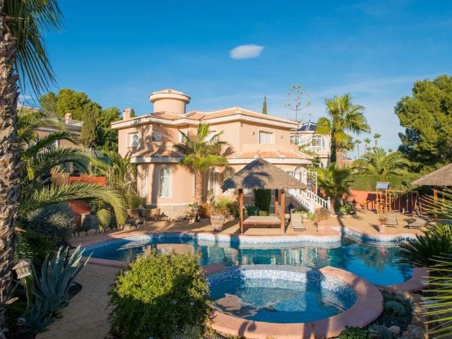 Villa en venta en Ciudad Quesada Alicante