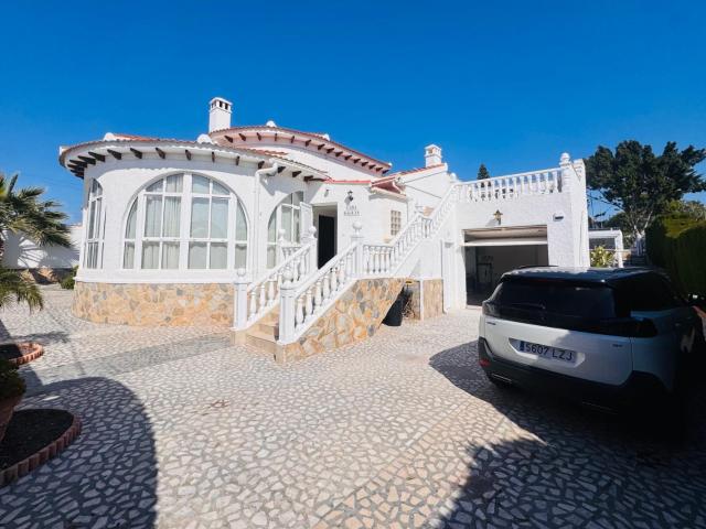 Villa en venta en Ciudad Quesada Alicante