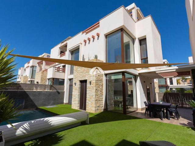 Villa en venta en Ciudad Quesada Alicante
