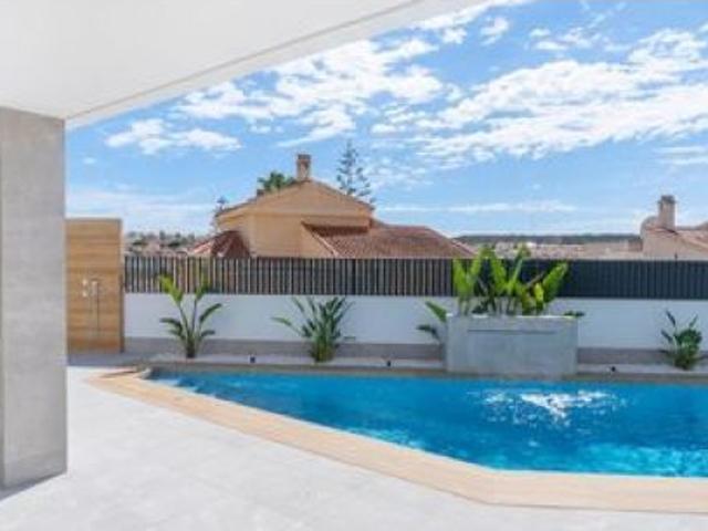 villa en Venta en Ciudad Quesada. ETRV T9166