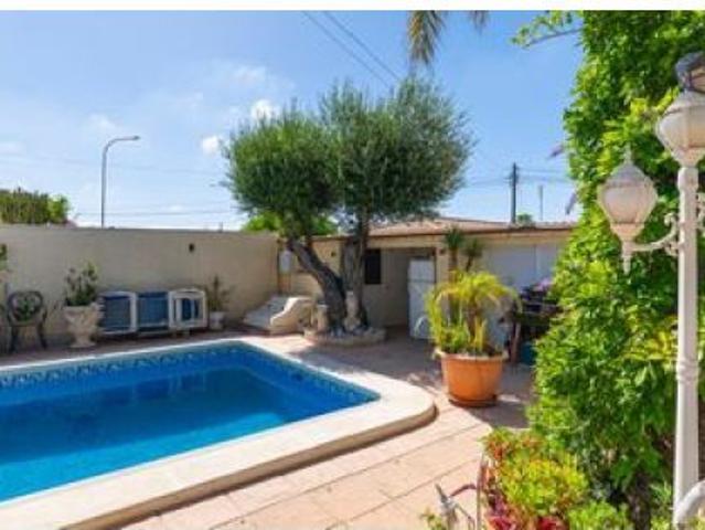 villa en Venta en Ciudad Quesada. ETRV T9406