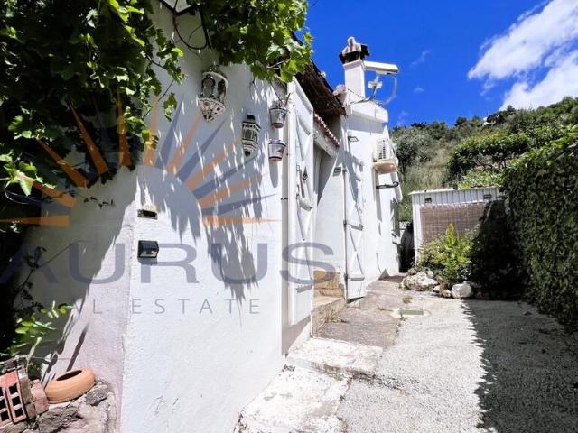 Villa en venta en Cómpeta Málaga