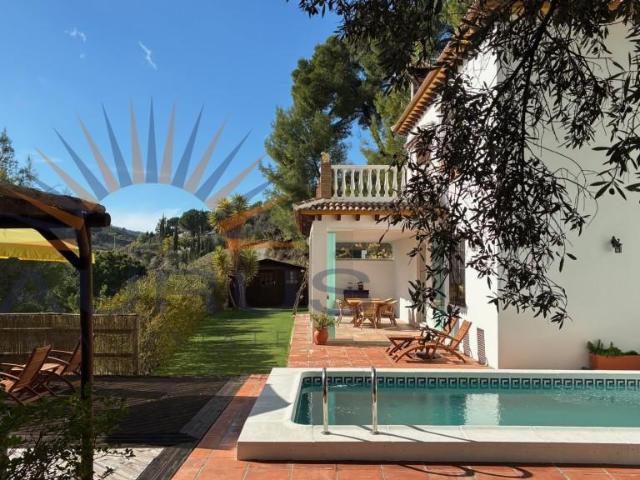 Villa en venta en Cómpeta Málaga