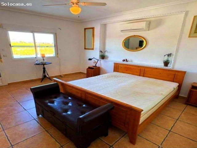 Villa en Venta en Cox, Alicante