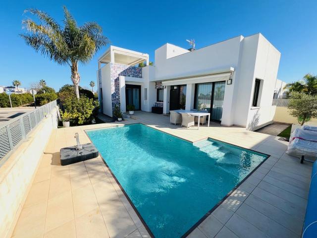 Villa en venta en Dénia Alicante