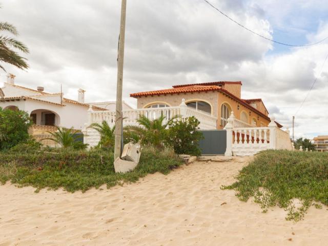 Villa en venta en Dénia Alicante