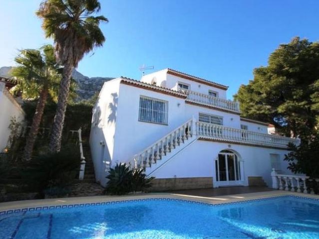 Villa en venta en Dénia Alicante