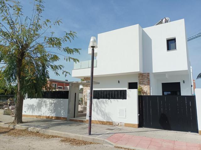 Villa en venta en Dolores Alicante