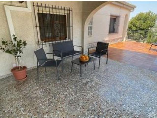 villa en Venta en El Rebolledo. ETRV T8797