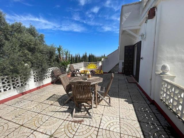 Villa en venta en Elche Alicante