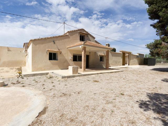 Villa en venta en Elche Alicante
