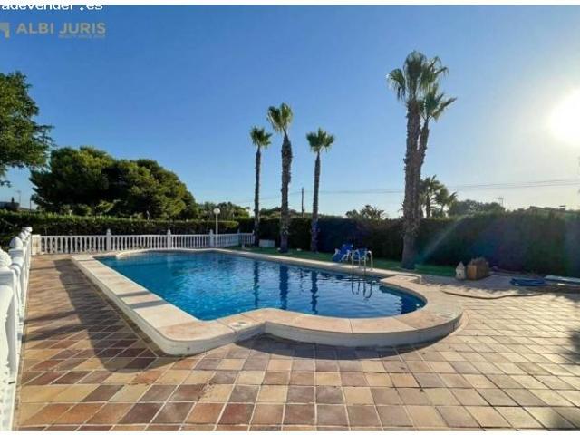 Villa en Venta en Elche pedanias, Alicante