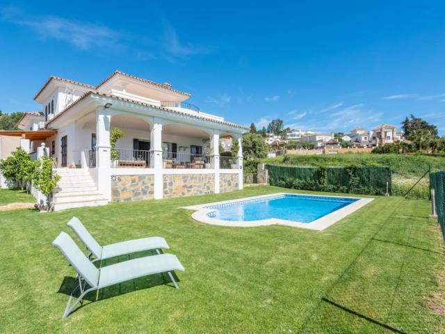 Villa en venta en Estepona Málaga