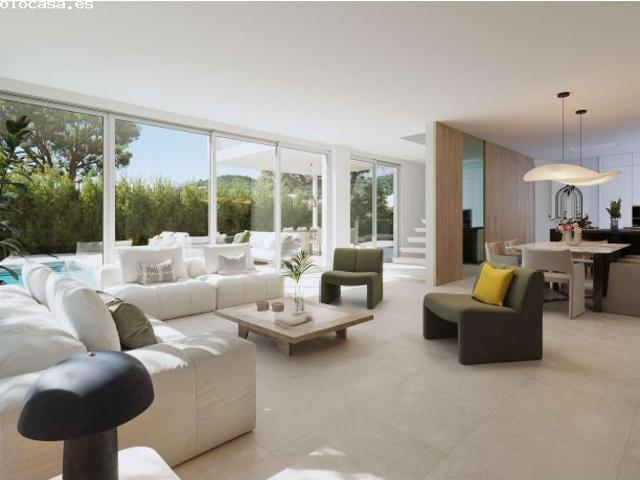 Villa en Venta en Estepona, Málaga