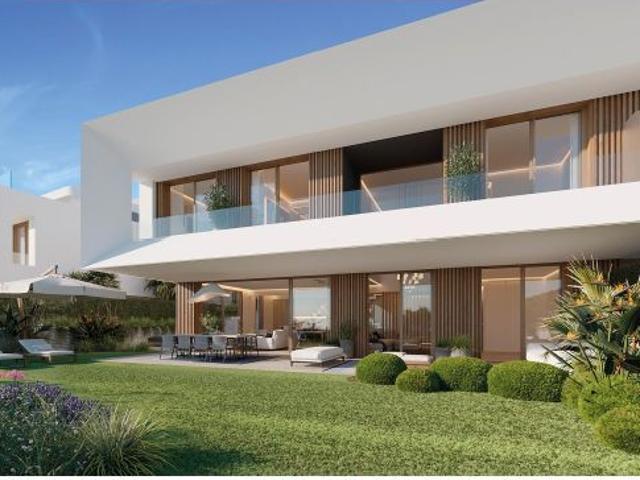 Villa en Venta en Estepona, Málaga