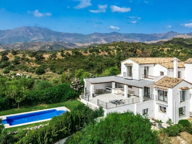 Villa en venta en Estepona Málaga
