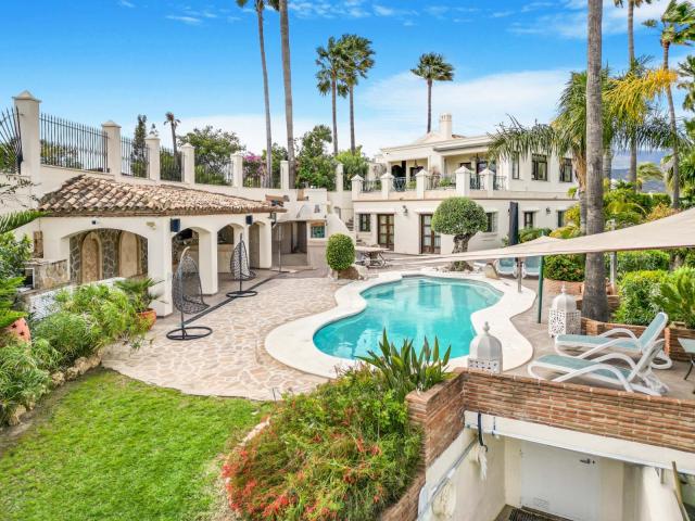 Villa en venta en Estepona Málaga