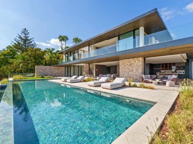 Villa en venta en Estepona Málaga