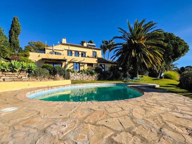Villa en venta en Estepona Málaga