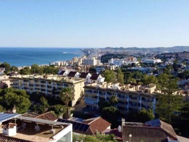 Villa en Venta en Fuengirola, Málaga