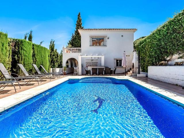 Villa en venta en Fuengirola Málaga