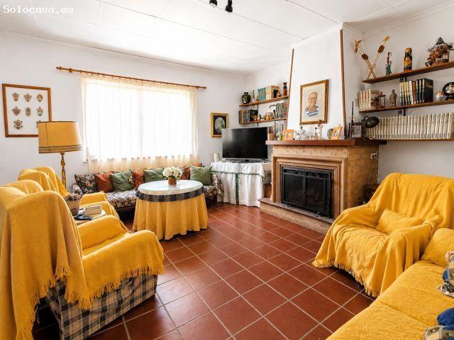Villa en Venta en Huertas de Villena, Alicante