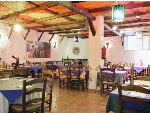 Villa en Venta en Júzcar, Málaga