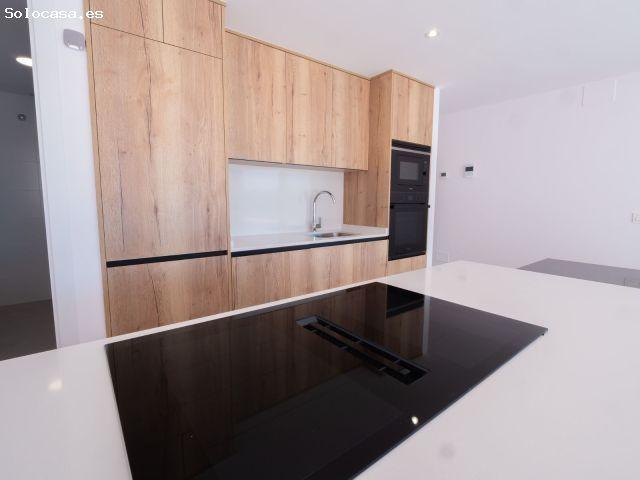 Villa en Venta en La Manga del Mar Menor, Murcia