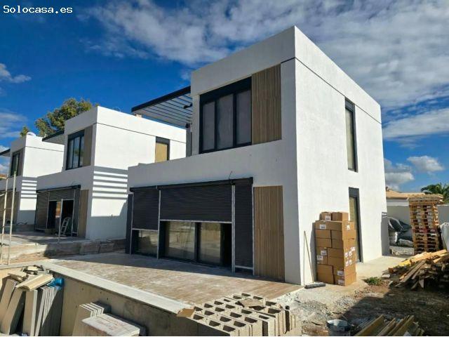 Villa en Venta en la Nucia, Alicante