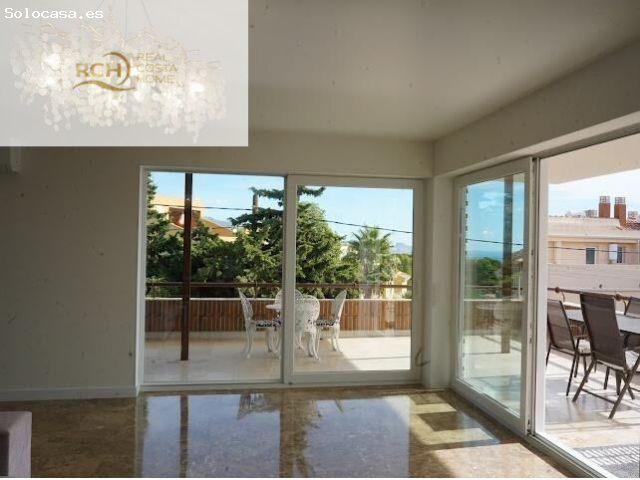 Villa en Venta en la Nucia, Alicante