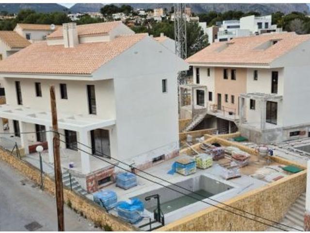 Villa en Venta en la Nucia, Alicante