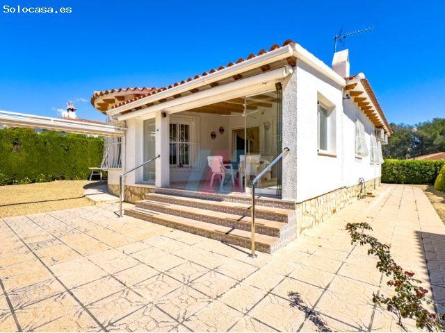 Villa en Venta en la Nucia, Alicante