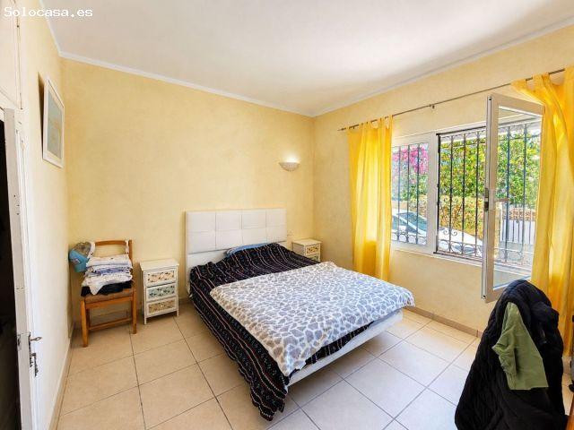 Villa en Venta en Manilva, Málaga